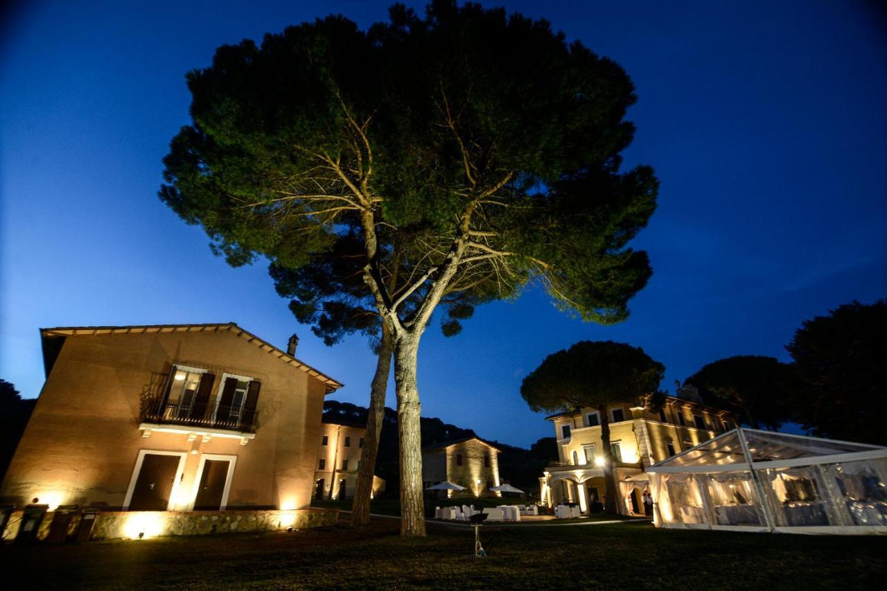 Isola Polvese Resort Castiglione del Lago Exterior foto