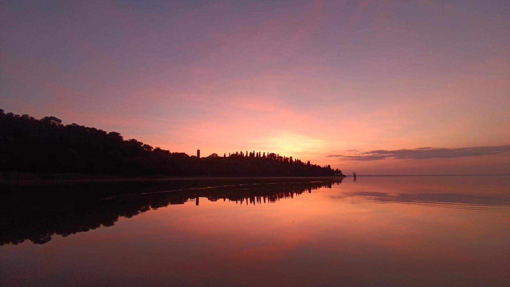 Isola Polvese Resort Castiglione del Lago Exterior foto